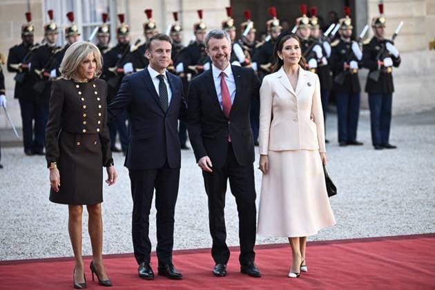 News Themen der Woche KW14 King And Queen Of Denmark Received At Elysee - Paris French President Emmanuel Macron and his wife Brigitte Macron welcome Danish royal couple, King Frederik X and Queen Mary of Denmark, at the Elysee presidential Palace in Paris, France, on March 31, 2025, during their state visit. Photo by Eliot Blondet ABACAPRESS.COM Paris France  Copyright: xBlondetxEliot ABACAx