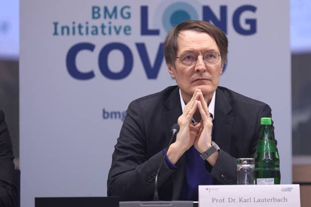 News Themen der Woche KW14 News Bilder des Tages Round Table Discussion Long COVID In Berlin Federal Minister for Health Karl Lauterbach attends the round table discussion Long COVID at the Ministry of Health in Berlin, Germany, on March 31, 2025  Copyright: xChristianxMarquardtx originalFilename: marquardt-roundtab250331_npWey.jpg