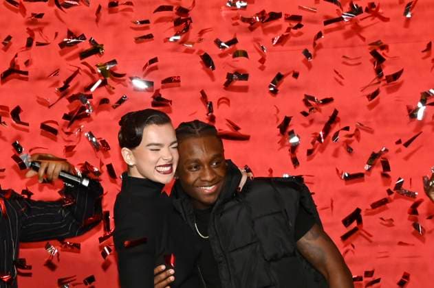 March 31, 2025, Mexico City, Ciudad de Mexico, Mexico: Hailee Steinfeld and Miles Caton attend the red carpet for the movie Sinners at Plaza Universidad. on March 31, 2025 in Mexico City, Mexico. Mexico City Mexico - ZUMAe321 20250331_zea_e321_090 Copyright: xCarlosxTischlerx