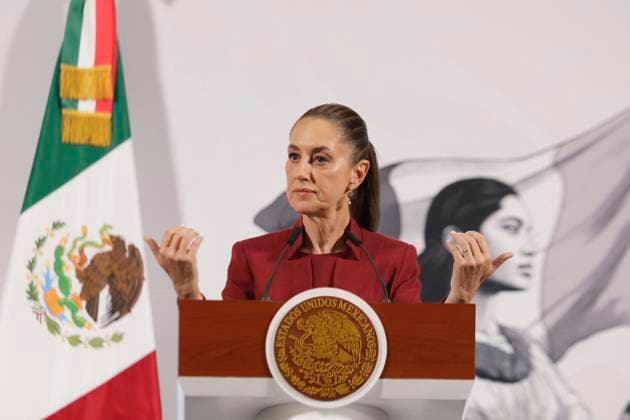 Claudia Sheinbaum, President Of Mexico, Will Announce A Program To Strengthen The Economy In Response To Donald Trump s Tariffs Claudia Sheinbaum, President of Mexico, holds a press conference at the National Palace in Mexico City, Mexico, where she mentions that she announces a program to strengthen the economy in response to the tariffs imposed by Donald Trump, which go into effect on April 2, 2025. Mexico City Mexico City Mexico  Copyright: xGerardoxVieyrax originalFilename: vieyra-notitle250402_np30d.jpg