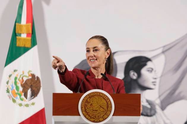 Claudia Sheinbaum, President Of Mexico, Will Announce A Program To Strengthen The Economy In Response To Donald Trump s Tariffs Claudia Sheinbaum, President of Mexico, holds a press conference at the National Palace in Mexico City, Mexico, where she mentions that she announces a program to strengthen the economy in response to the tariffs imposed by Donald Trump, which go into effect on April 2, 2025. Mexico City Mexico City Mexico  Copyright: xGerardoxVieyrax originalFilename: vieyra-notitle250402_npmmq.jpg