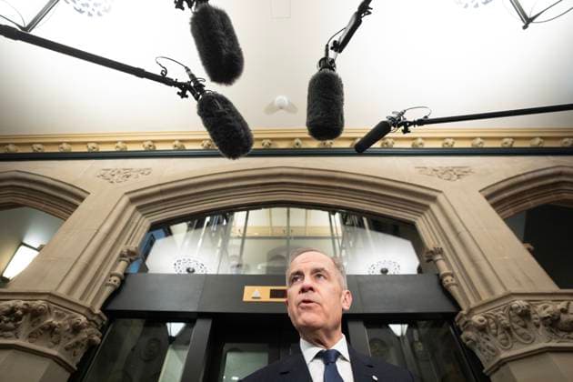 April 2, 2025, Ottawa, On, Canada: Prime Minister Mark Carney speaks with media before attending a meeting on Parliament Hill, Wednesday, April 2, 2025 in Ottawa. Ottawa Canada  - ZUMAc35_ 20250402_zaf_c35_095 Copyright: xAdrianxWyldx