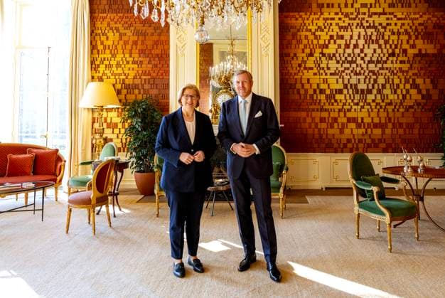03-04-2025 HtB King Willem-Alexander during a meeting with the President of the Federal Council of the Federal Republic of Germany, Anke Rehlinger, at palace Huis ten Bosch in The Hague. Â Copyright: xPPEx