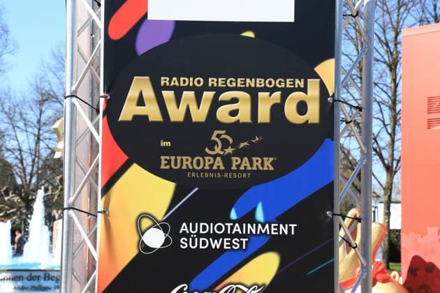 25. Radio Regenbogen Award in Rust Logo Radio Regenbogen bei dem 25. Radio Regenbogen Award im Europapark in Rust Baden-Würtenberg Deutschland Copyright: xMatthiasxGränzdörferx