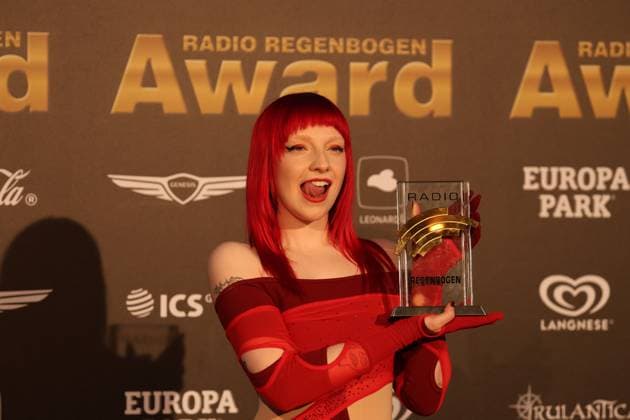 Rust, Deutschland 04. April 2025: Radio Regenbogen Award 2025 im Europa Park Rust Im Bild: Sophie and the Giants Europa Park Baden Württemberg Copyright: xFotostandx xHettichx