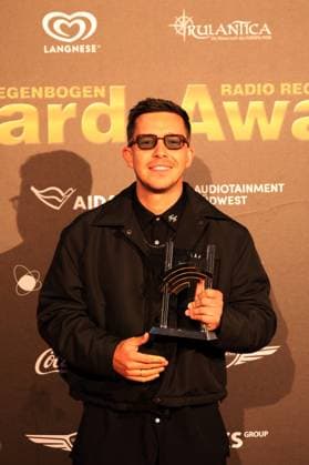 Rust, Deutschland 04. April 2025: Radio Regenbogen Award 2025 im Europa Park Rust Im Bild: Nico Santos Europa Park Baden Württemberg Copyright: xFotostandx xHettichx