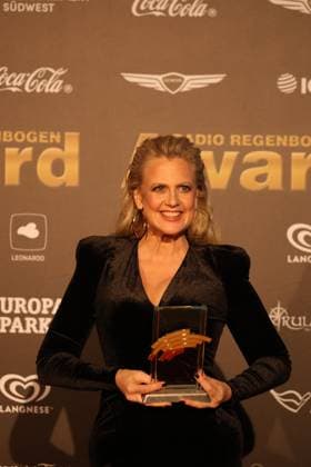 Rust, Deutschland 04. April 2025: Radio Regenbogen Award 2025 im Europa Park Rust Im Bild: Barbara Schöneberger Barbara Schoeneberger Europa Park Baden Württemberg Copyright: xFotostandx xHettichx
