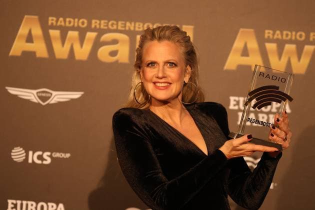 Rust, Deutschland 04. April 2025: Radio Regenbogen Award 2025 im Europa Park Rust Im Bild: Barbara Schöneberger Barbara Schoeneberger Europa Park Baden Württemberg Copyright: xFotostandx xHettichx