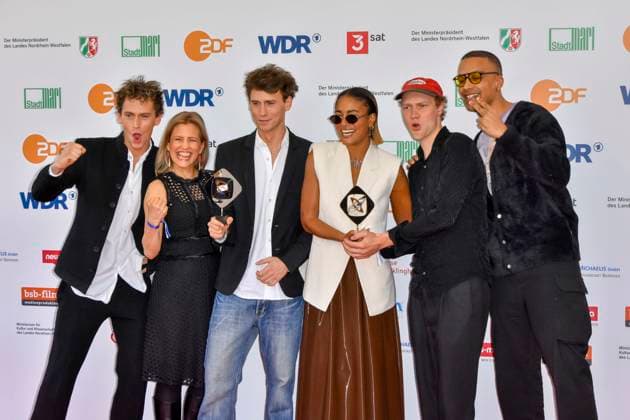 Larissa Sirah Herden, Oskar Belton, Emil Belton, Bruno Alexander, Ina-Christina Kersten , (Player of Ibiza) Preistraeger zu Gast bei der Verleihung des 61.Grimme Preis am 04.04.2025 in Marl NRW Deutschland