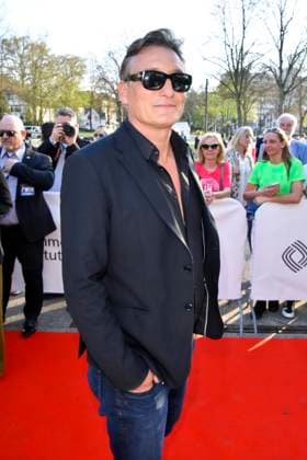 Oliver Masucci ( Herrhausen, Der Herr des Geldes ) mit Sonnenbrille zu Gast bei der Verleihung des 61.Grimme Preis am 04.04.2025 in Marl NRW Deutschland