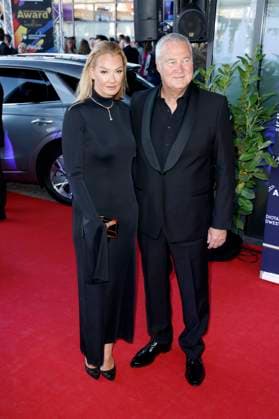 Franziska van Almsick mit Partner Jürgen B. Harder bei der Verleihung des 25. Radio Regenbogen Award 2025 in der Europa-Park Arena. Rust, 04.04.2025