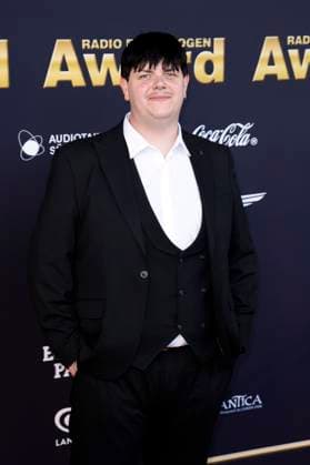 Isaak Guderian bei der Verleihung des 25. Radio Regenbogen Award 2025 in der Europa-Park Arena. Rust, 04.04.2025