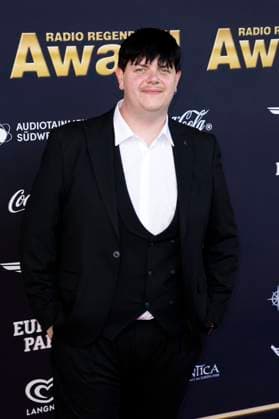 Isaak Guderian bei der Verleihung des 25. Radio Regenbogen Award 2025 in der Europa-Park Arena. Rust, 04.04.2025