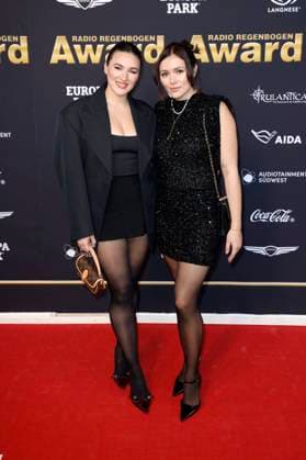 Katharina Damm und Anna Maria Damm bei der Verleihung des 25. Radio Regenbogen Award 2025 in der Europa-Park Arena. Rust, 04.04.2025
