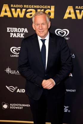 Johannes B. Kerner bei der Verleihung des 25. Radio Regenbogen Award 2025 in der Europa-Park Arena. Rust, 04.04.2025
