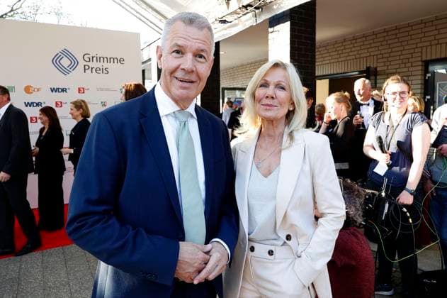 Peter Kloeppel und Ulrike von der Groeben bei der 61. Verleihung des Grimme Preises 2025 im Theater Marl. Marl, 04.04.2025