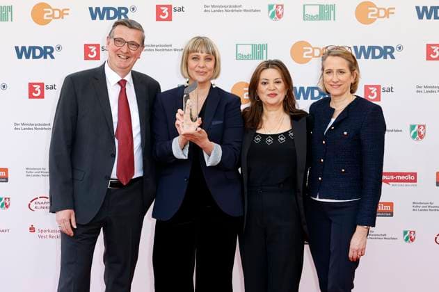 Martin Rabanus, Steffi Niederzoll, Cigdem Uzunoglu und Gast bei der 61. Verleihung des Grimme Preises 2025 im Theater Marl. Marl, 04.04.2025