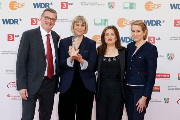Martin Rabanus, Steffi Niederzoll, Cigdem Uzunoglu und Gast bei der 61. Verleihung des Grimme Preises 2025 im Theater Marl. Marl, 04.04.2025