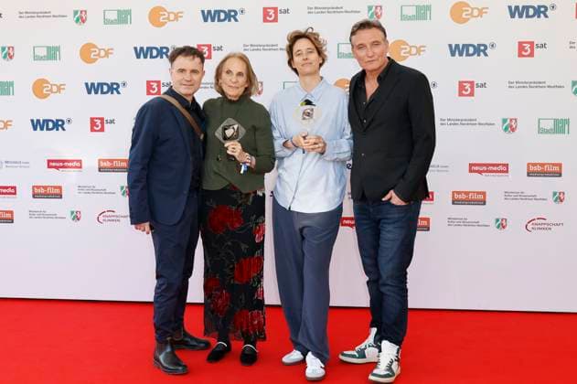 Thomas Wendrich, Gabriela Sperl, Pia Strietmann und Oliver Masucci bei der 61. Verleihung des Grimme Preises 2025 im Theater Marl. Marl, 04.04.2025