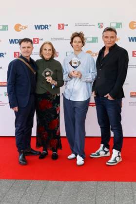 Thomas Wendrich, Gabriela Sperl, Pia Strietmann und Oliver Masucci bei der 61. Verleihung des Grimme Preises 2025 im Theater Marl. Marl, 04.04.2025