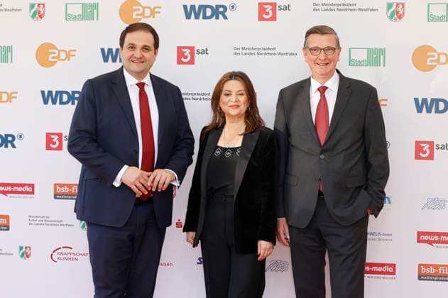 Nathanael Liminski, Cigdem Uzunoglu und Martin Rabanus bei der 61. Verleihung des Grimme Preises 2025 im Theater Marl. Marl, 04.04.2025