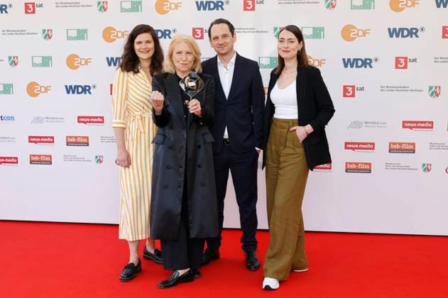 Sophie Averkamp, Maren Kroymann, Sebastian Colley und Maira Inselmann bei der 61. Verleihung des Grimme Preises 2025 im Theater Marl. Marl, 04.04.2025