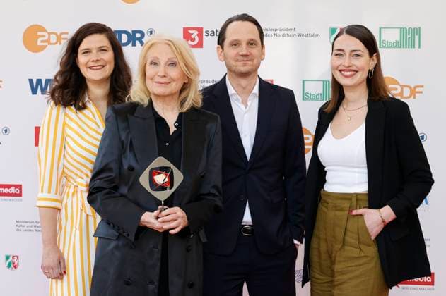 Sophie Averkamp, Maren Kroymann, Sebastian Colley und Maira Inselmann bei der 61. Verleihung des Grimme Preises 2025 im Theater Marl. Marl, 04.04.2025