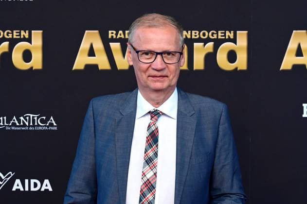 RADIO REGENBOGEN AWARD 2025. Günther Jauch anläßlich der Verleihung des Medienpreises aus Baden-Württemberg Radio Regenbogen Award am 04.04.2025 im Europapark Rust. 20250404MWI0351801