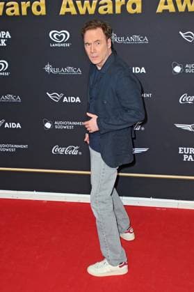 RADIO REGENBOGEN AWARD 2025. Michael Bully Herbig anläßlich der Verleihung des Medienpreises aus Baden-Württemberg Radio Regenbogen Award am 04.04.2025 im Europapark Rust. 20250404MWI034567