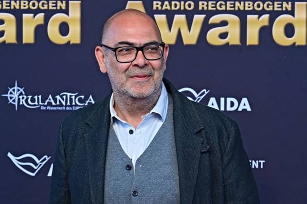 RADIO REGENBOGEN AWARD 2025. Hannes Ringlstetter anläßlich der Verleihung des Medienpreises aus Baden-Württemberg Radio Regenbogen Award am 04.04.2025 im Europapark Rust. 20250404MWI035239