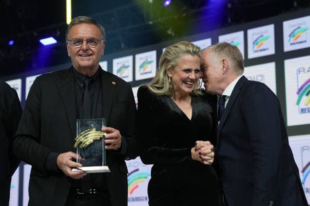 Radio Regenbogen Award 2025 Roland Mack, Barbara Schöneberger, Johannes B. Kerner, bei der Verleihung vom Radio Regenbogen Award 2025 im Europapark am 04.04.2025 in Rust. Rust Europa-Park Dome Baden-Württemberg