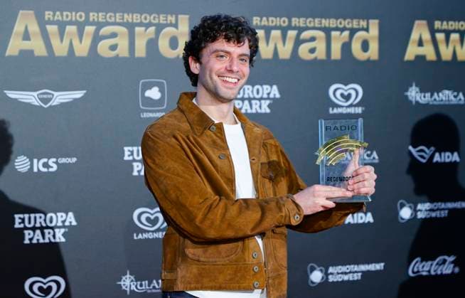 Rust, Germany - April 04, 2025: The 25th Radio Regenbogen Award at Europa-Park with Musician Mark Ambor 25th Radio Regenbogen Award at Europa-Park