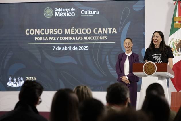 Mexico™s President Claudia Sheinbaum Holds Briefing Mexico s President, Claudia Sheinbaum Pardo, is seen behind while Mexico s Culture Minister, Claudia Curiel de Icaza speaks about The Mexico Canta music competition for singers and songwriters in Mexico and the United States during a briefing conference at National Palace. on April 7, 2025 in Mexico City, Mexico. (Photo by Luis Barron Eyepix Group) Copyright: xLuisxBarron xEyepixxGroupx LB_07042025_151436
