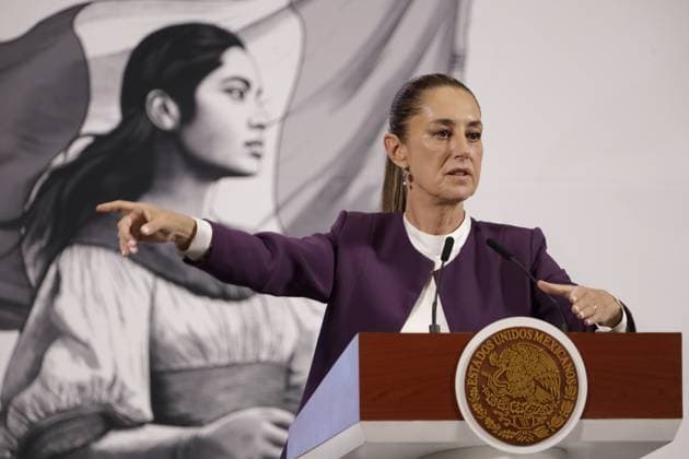 Mexico™s President Claudia Sheinbaum Holds Briefing Mexico s President, Claudia Sheinbaum Pardo, promote The Mexico Canta music competition for singers and songwriters in Mexico and the United States during a briefing conference at National Palace. on April 7, 2025 in Mexico City, Mexico. (Photo by Luis Barron Eyepix Group) Copyright: xLuisxBarron xEyepixxGroupx LB_07042025_151454