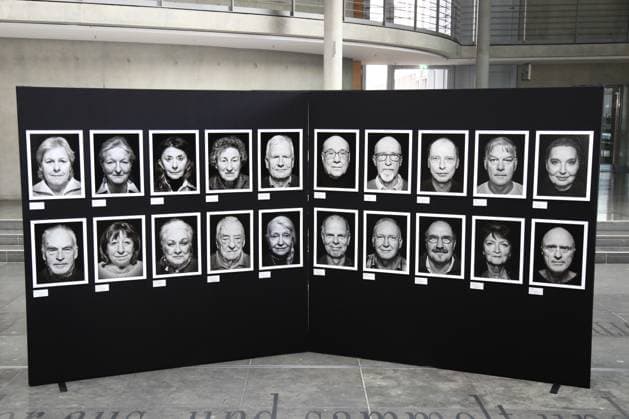 Ausstellungseröffnung Staatssicherheitsinhaftierung Porträt 2023 - 2024 in Berlin Berlin, 8.4..2025 Bilder der Aussellung bei der Ausstellungseröffnung Staatssicherheitsinhaftierung Porträt 2023 - 2024 im Paul-Löbe-Haus in Berlin Berlin Deutschland Copyright: xMatthiasxGränzdörferx