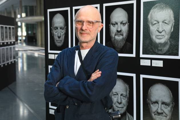 Ausstellungseröffnung Staatssicherheitsinhaftierung Porträt 2023 - 2024 in Berlin Berlin, 8.4..2025 Fotograf AndrÃ Wagenzik bei der Ausstellungseröffnung Staatssicherheitsinhaftierung Porträt 2023 - 2024 im Paul-Löbe-Haus in Berlin Berlin Deutschland Copyright: xMatthiasxGränzdörferx