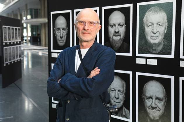 Ausstellungseröffnung Staatssicherheitsinhaftierung Porträt 2023 - 2024 in Berlin Berlin, 8.4..2025 Fotograf AndrÃ Wagenzik bei der Ausstellungseröffnung Staatssicherheitsinhaftierung Porträt 2023 - 2024 im Paul-Löbe-Haus in Berlin Berlin Deutschland Copyright: xMatthiasxGränzdörferx