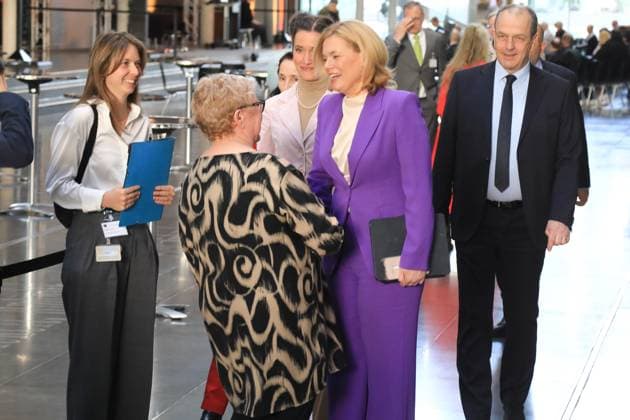 Ausstellungseröffnung Staatssicherheitsinhaftierung Porträt 2023 - 2024 in Berlin Berlin, 8.4..2025 SED-Opferbeauftragte des Bundestages, Evelyn Zupke und Bundestagspräsidentin Julia Klöckner bei der Ausstellungseröffnung Staatssicherheitsinhaftierung Porträt 2023 - 2024 im Paul-Löbe-Haus in Berlin Berlin Deutschland Copyright: xMatthiasxGränzdörferx