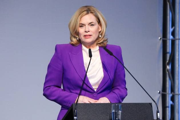Ausstellungseröffnung Staatssicherheitsinhaftierung Porträt 2023 - 2024 in Berlin Berlin, 8.4..2025 Bundestagspräsidentin Julia Klöckner bei der Ausstellungseröffnung Staatssicherheitsinhaftierung Porträt 2023 - 2024 im Paul-Löbe-Haus in Berlin Berlin Deutschland Copyright: xMatthiasxGränzdörferx