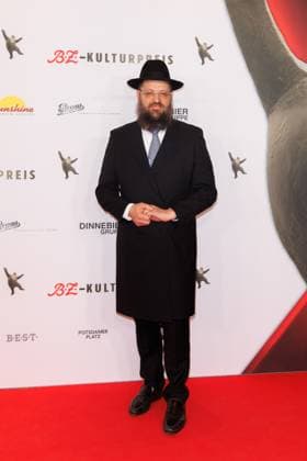 Preisverleihung - B.Z.-Kulturpreis Rabbi Yehuda Teichtal beim B.Z.-Kulturpreis 2025 im Theater am Potsdamer Platz am 08.04.2025 in Berlin. Copyright: xEventpressxKochanx