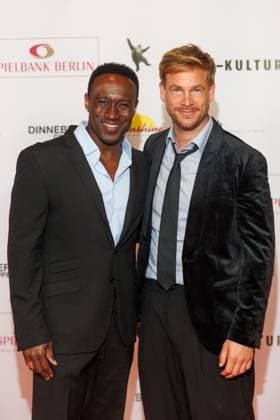 Preisverleihung - B.Z.-Kulturpreis Jerry Kwarteng und Frederic Heidorn beim B.Z.-Kulturpreis 2025 im Theater am Potsdamer Platz am 08.04.2025 in Berlin. Copyright: xEventpressxKochanx