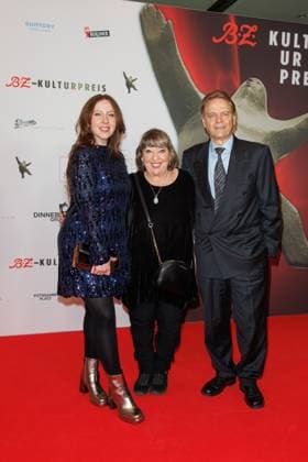 Preisverleihung - B.Z.-Kulturpreis Ulrike Weidemueller, Angelika Mann und Ralf Rasch beim B.Z.-Kulturpreis 2025 im Theater am Potsdamer Platz am 08.04.2025 in Berlin. Copyright: xEventpressxKochanx