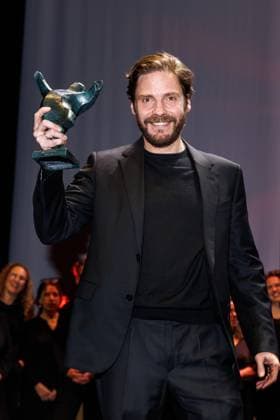Preisverleihung - B.Z.-Kulturpreis Daniel Brühl beim B.Z.-Kulturpreis 2025 im Theater am Potsdamer Platz am 08.04.2025 in Berlin. Copyright: xEventpressxKochanx