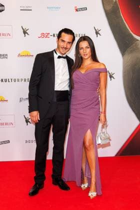 Preisverleihung - B.Z.-Kulturpreis Francois Goeske und Rilana Köhler beim B.Z.-Kulturpreis 2025 im Theater am Potsdamer Platz am 08.04.2025 in Berlin. Copyright: xEventpressxKochanx