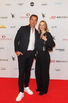 Preisverleihung - B.Z.-Kulturpreis Andreas Elsholz und Denise Zich beim B.Z.-Kulturpreis 2025 im Theater am Potsdamer Platz am 08.04.2025 in Berlin. Copyright: xEventpressxKochanx