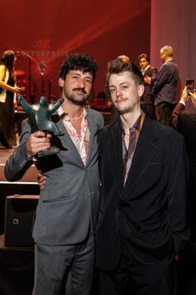 Preisverleihung - B.Z.-Kulturpreis Ersan Mondtag und Wilke Weermann beim B.Z.-Kulturpreis 2025 im Theater am Potsdamer Platz am 08.04.2025 in Berlin. Copyright: xEventpressxKochanx