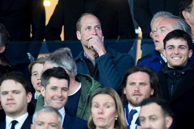 Celebs in the stands Parc des Princes Prince William PSG vs Aston Villa, Champions League, Parc des Princes, Paris, France, on April 9, 2025 09 04 2025 Paris, FRANCE 442786 2025 04 09 PARIS France Prince William, Prince of Wales England Prince George Alexander Louis de Cambridge England  Copyright: xL.Urmanx xStarfacex STAR_442786_003