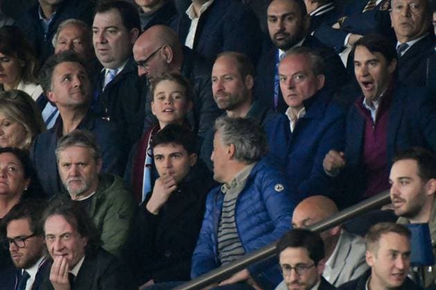 Celebs in the stands Parc des Princes Prince William PSG vs Aston Villa, Champions League, Parc des Princes, Paris, France, on April 9, 2025 09 04 2025 Paris, FRANCE 442786 2025 04 09 PARIS France Prince William, Prince of Wales England Prince George Alexander Louis de Cambridge England  Copyright: xL.Urmanx xStarfacex STAR_442786_028