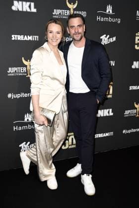 Marc Barthel und Ehefrau Anna HofbauerT beim bei der 47. Verleihung des Jupiter Awards in Hamburg am 10.04.2025