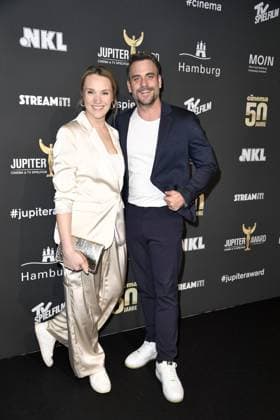 Marc Barthel und Ehefrau Anna HofbauerT beim bei der 47. Verleihung des Jupiter Awards in Hamburg am 10.04.2025